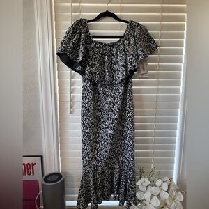 Accepting offers- LuLaRoe Cici Dress NWT